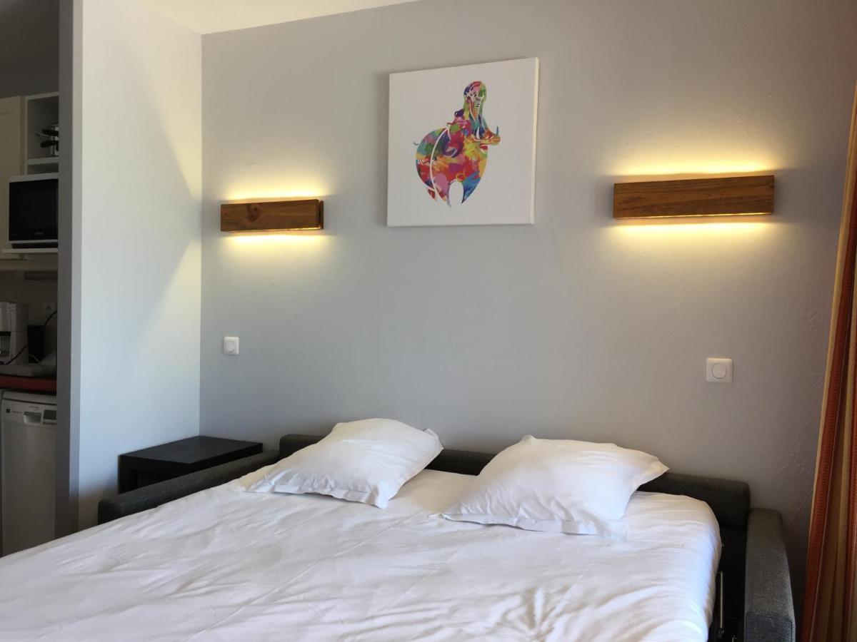 Studio Sur Le Domaine Du Golf De Pont Royal Mallemort Buitenkant foto