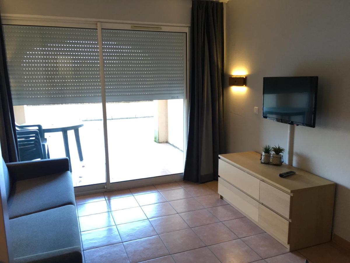Studio Sur Le Domaine Du Golf De Pont Royal Mallemort Buitenkant foto